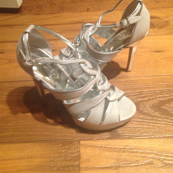 To small - Picture 3 of 4