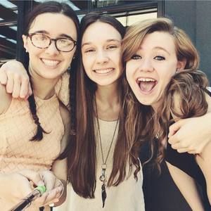 Meet your Posher, Hailey