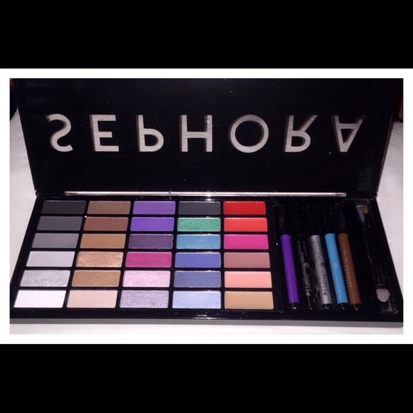 Sephora "The Makeup Artist Pallete"