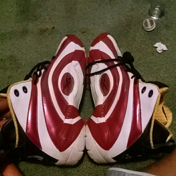 Reebok - Picture 4 of 4