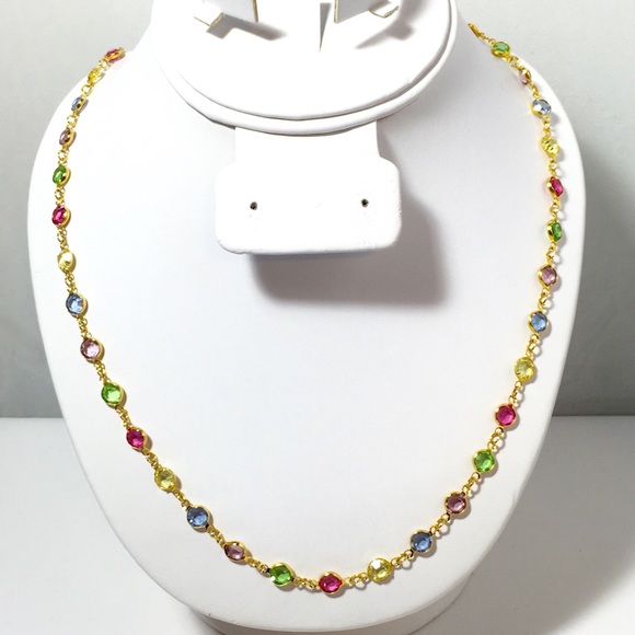 Vintage Jewelry - 🎉SALE Beautiful Multi Color Stone Necklace 🌸