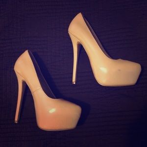 Steve Madden 'Delerius' size 6