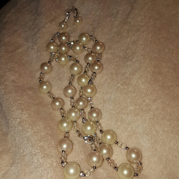 Jewelry - Necklace & earing