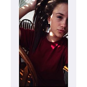 Meet your Posher, Hannah