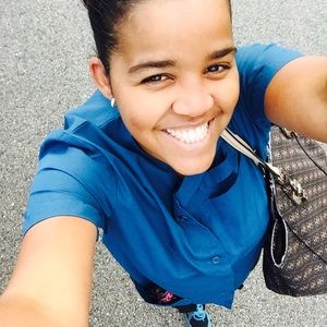 Meet your Posher, Angela