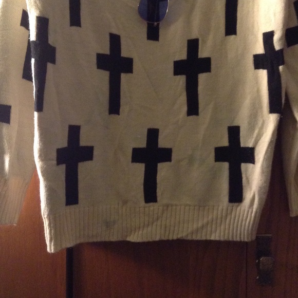 Pullover sweater - Picture 2 of 3