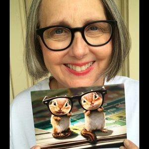 Meet your Posher, Debbie