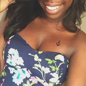 Meet your Posher, Serecia