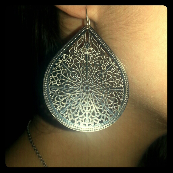 Aeropostale Earrings💫