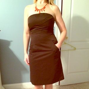 Brown strapless Limited dress with pockets