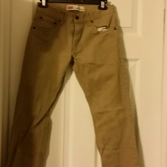 Like new Beige color Levi's
