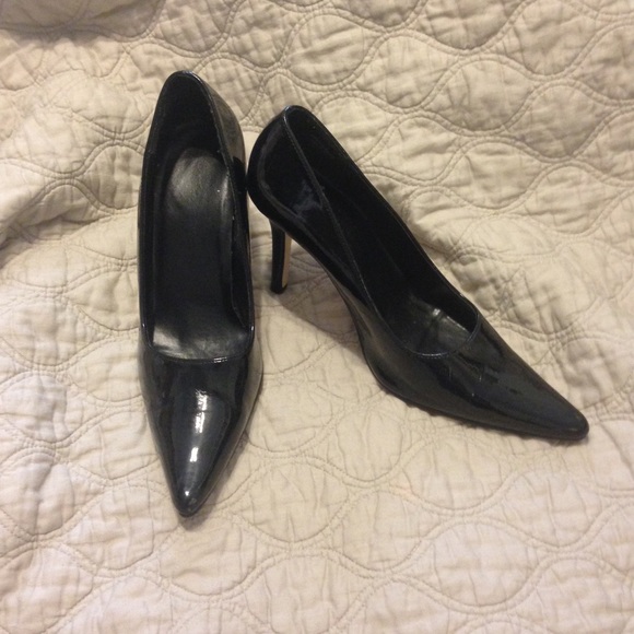 Classic black pumps