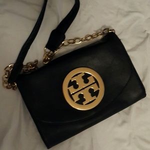 Tory burch cross bag cute!!