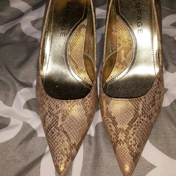 Faux snakeskin pumps size 8 1/2