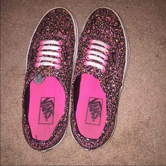 Vans - Picture 2 of 3