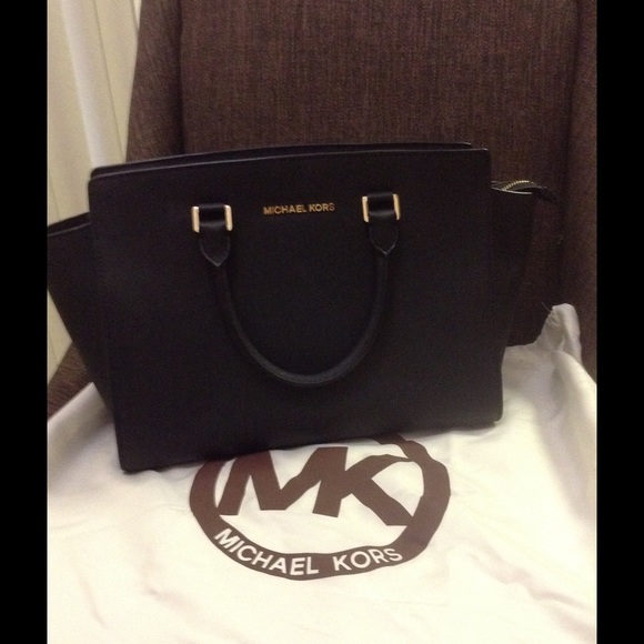 Michael Kors handbag