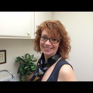 Meet your Posher, Becca