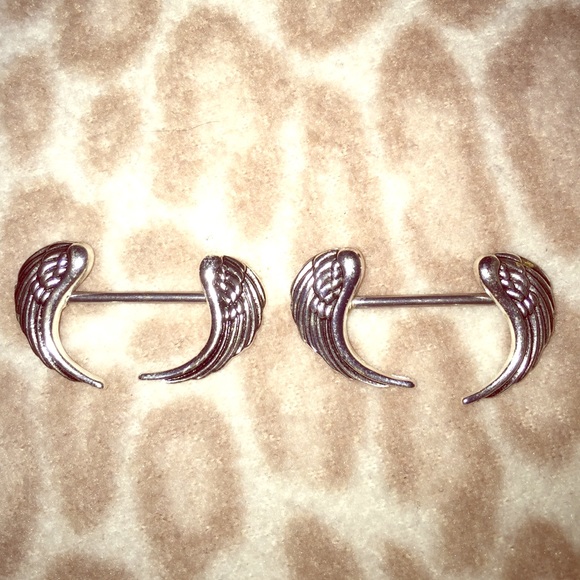 Brand new never worn Angel wing nipple barbel