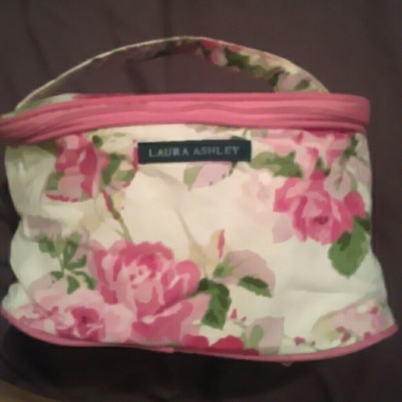 Makeup bag