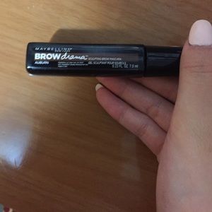 Maybelline brow gel in Auburn