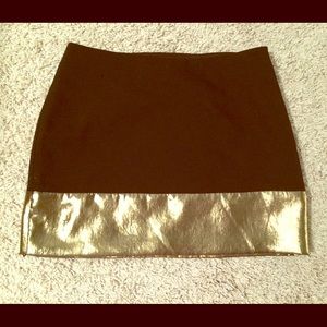 Express gold and black skirt