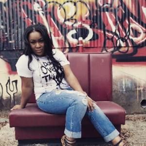 Meet your Posher, Jonshea