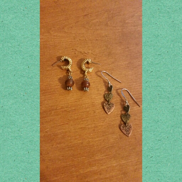 Assorted earrings