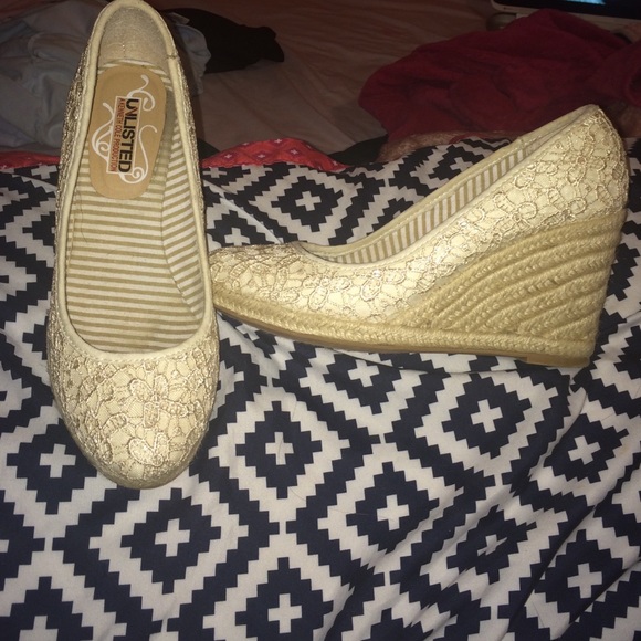 Wedges used once - Picture 1 of 1