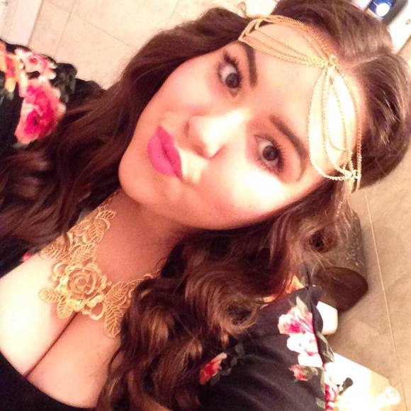 Meet your Posher, Doris - Picture 1 of 1