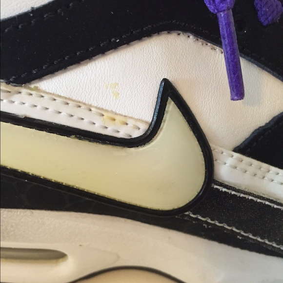 Nike Air Max Shoes - Picture 4 of 4