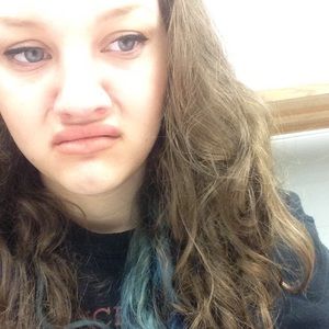 Meet your Posher, Suzanne