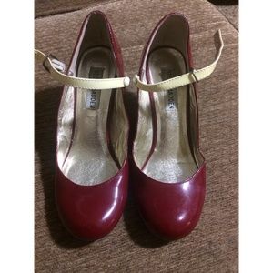 Red Steve Madden rounded point heels
