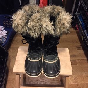 Sorel Joan of Arctic Black 7 fits 7/8
