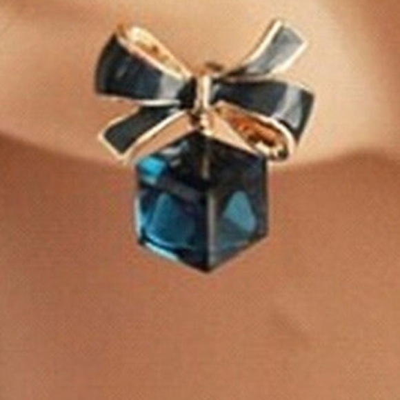 Blue Bowknot Earrings - Picture 5 of 5