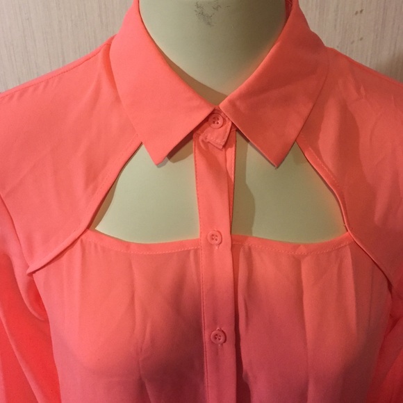 Neon Keyhole Buttondown from Forever 21
