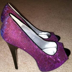 Journey's purple open-toed pumps