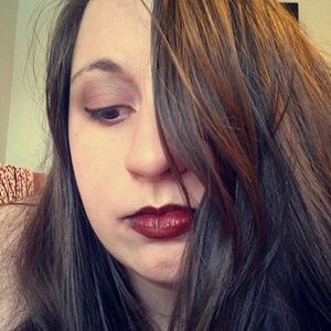 Meet your Posher, Richelle