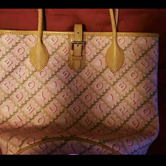 Dooney&Bourke