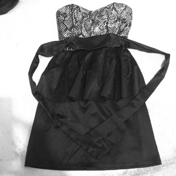 Black glittery dress - Picture 1 of 2