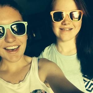 Meet your Posher, Maya