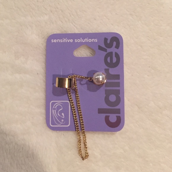 Claire's Ear Cuff/ Earring Chain