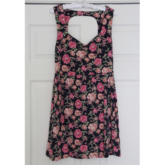 🌻 Forever 21 floral sundress 🌻