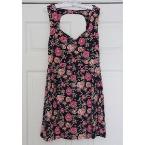 🌻 Forever 21 floral sundress 🌻