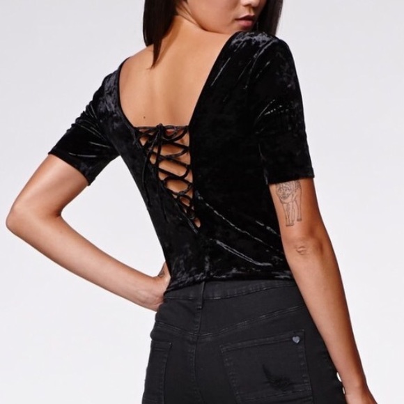 Kendall and Kylie crop