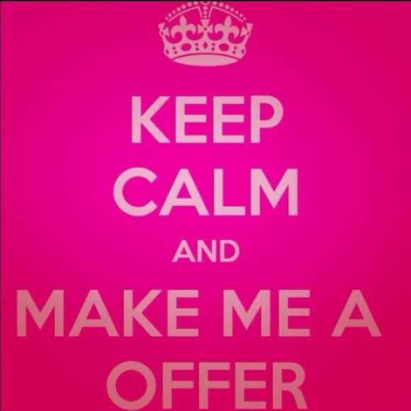 🎈MAKE ME AN OFFER🎈