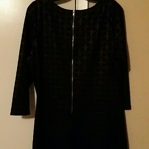 Dress - Picture 2 of 4