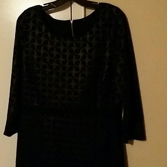 Dress - Picture 4 of 4