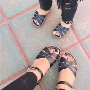 Meet your Posher, Pauline