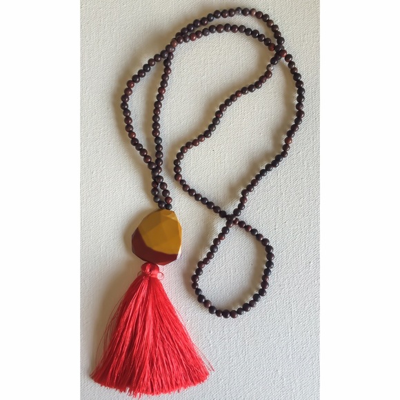 Tassel necklace