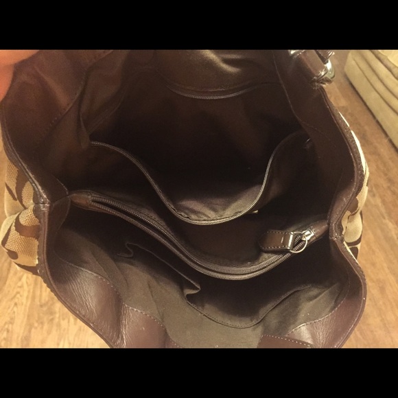 Coach handbag!! - Picture 2 of 3